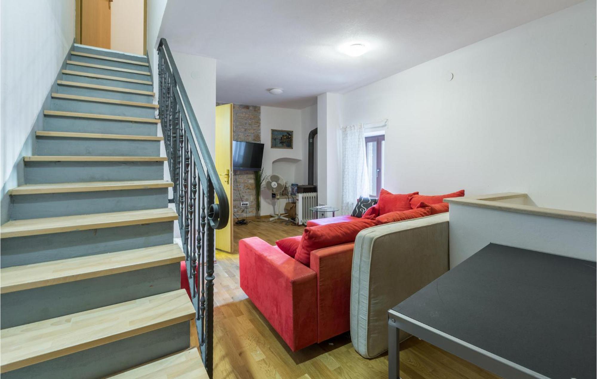 2 Bedroom Stunning Home In Bale Extérieur photo